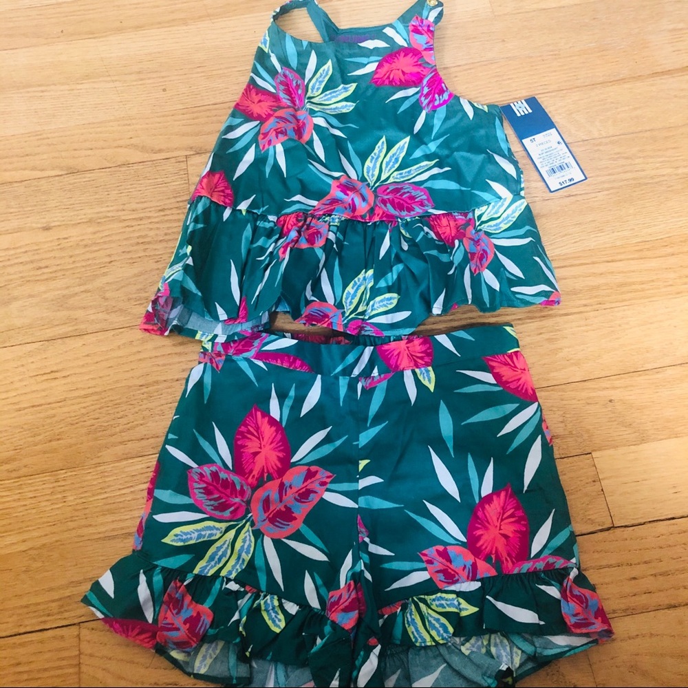 NWT Oshkosh Two Piece Set